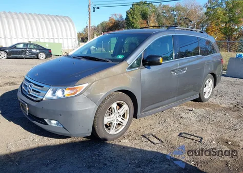 2011 Honda Odyssey Touring/Touring Elite из США, поврежденный, VIN 5FNRL5H96BB033006